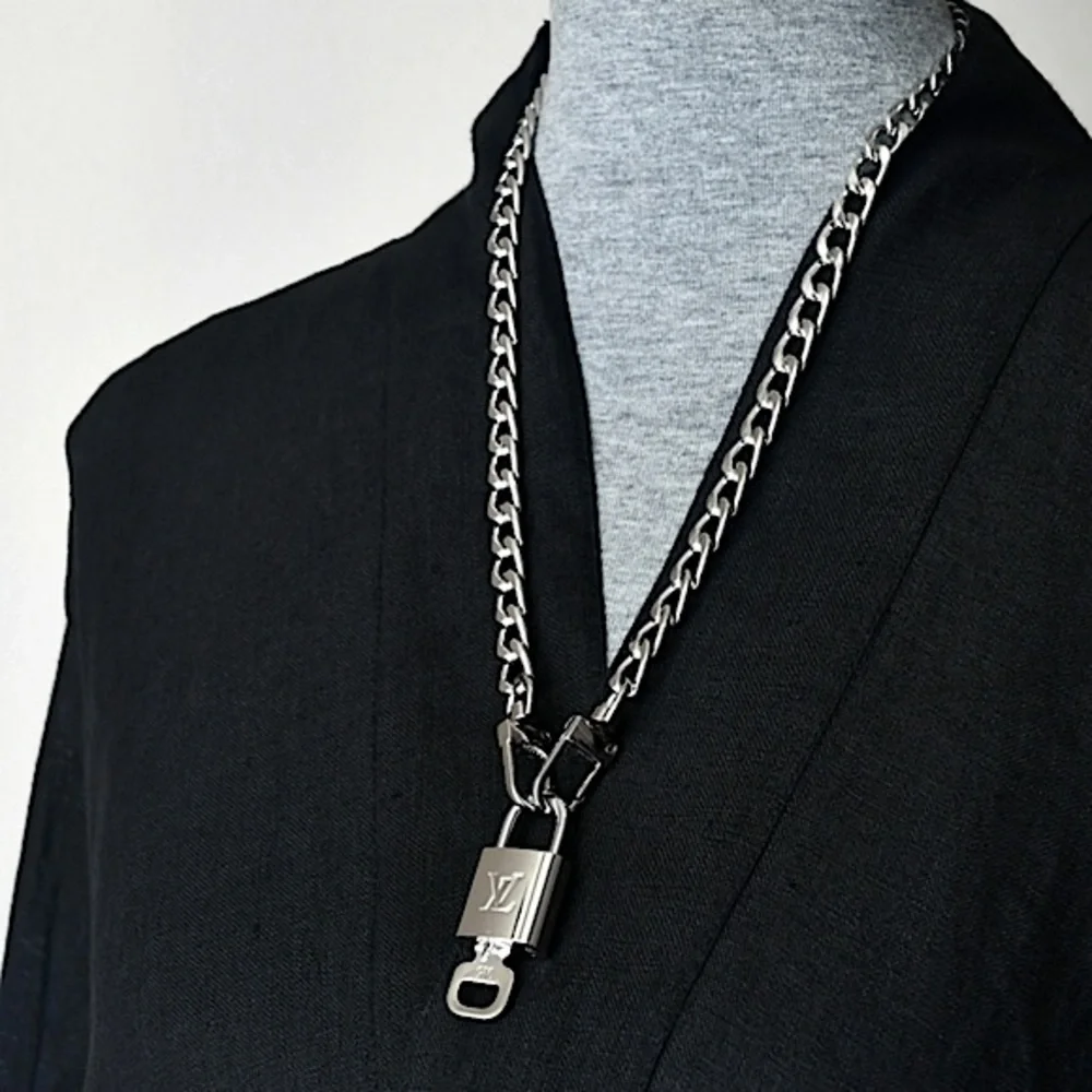 Authentic Louis Vuitton SILVER Lock & Keys Necklace #315 NEW Long & Short Chain - Picture 8 of 11